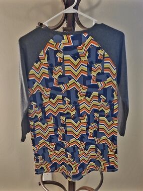 LuLaRoe Gray Top with Yellow, Orange and Blue Chevron Pattern 3/4 Sleeve NWOT